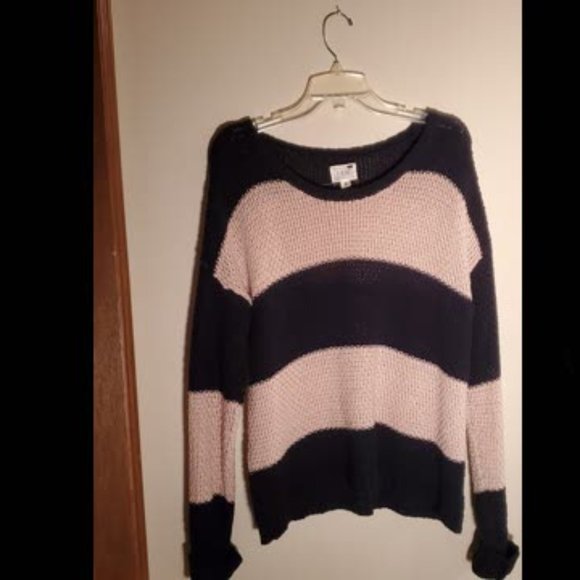 Chunky knit black & cream striped sweater - Picture 3 of 6